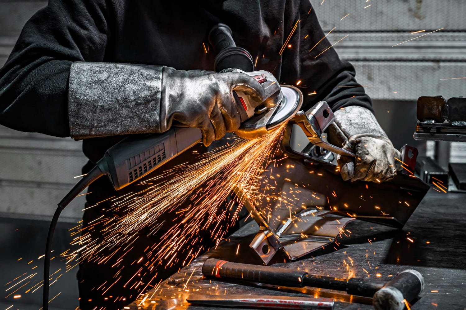 Plasma Cutter: Cara Kerja, Jenis, dan Tips Memilih Mesin Potong Plasma